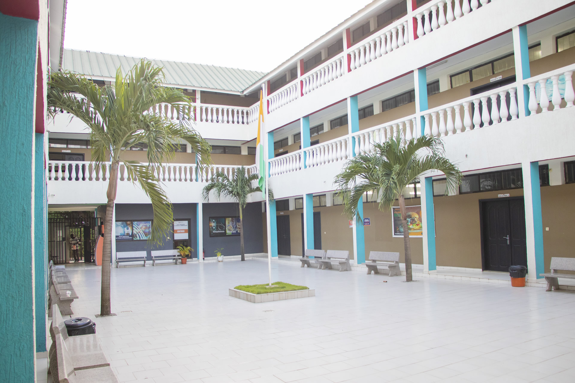 ESMA RIVIERA 
