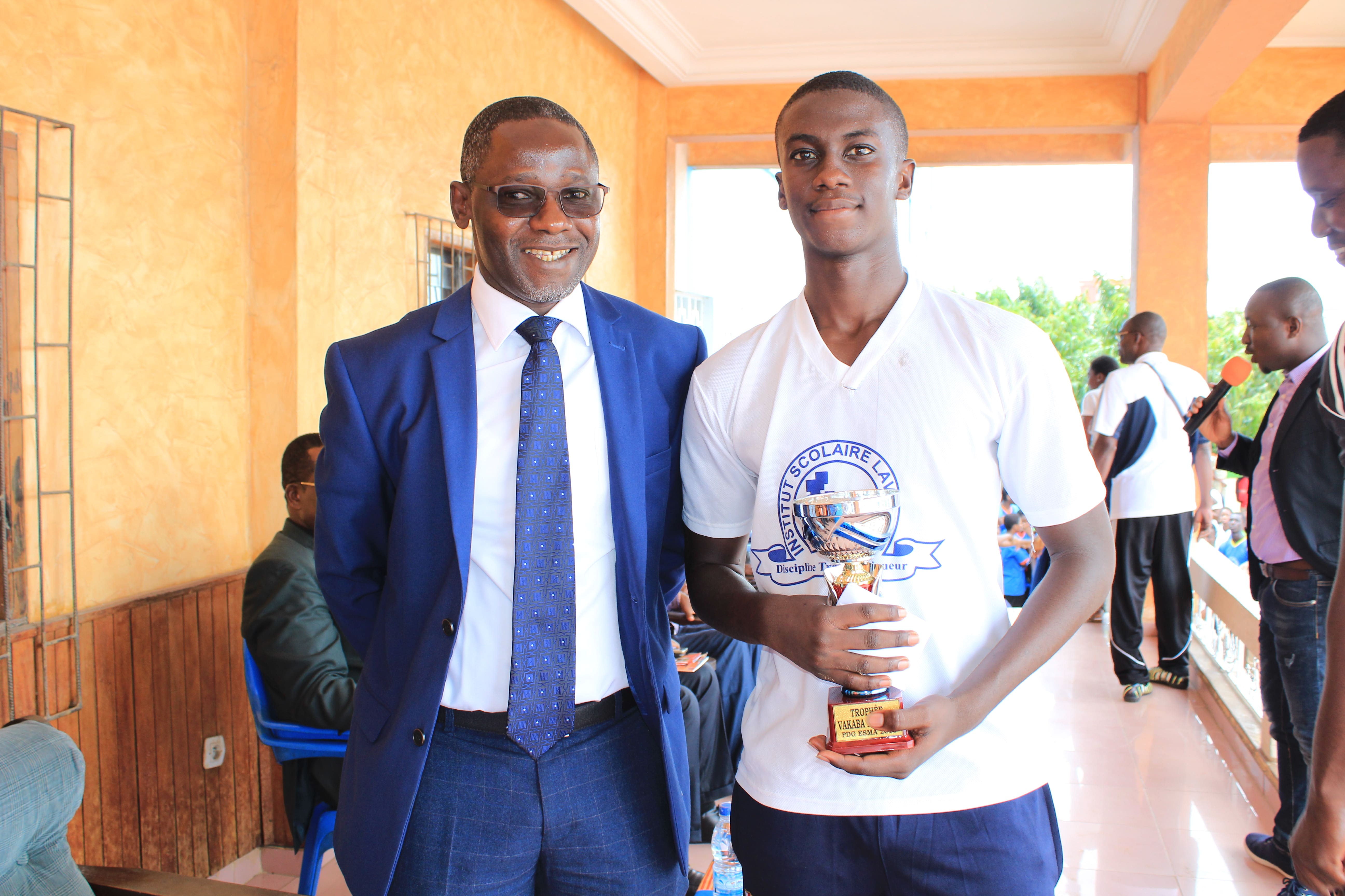 FESTIVITES DE FIN D'ANNEE AU GROUPE SCOLAIRE LAVOISIER