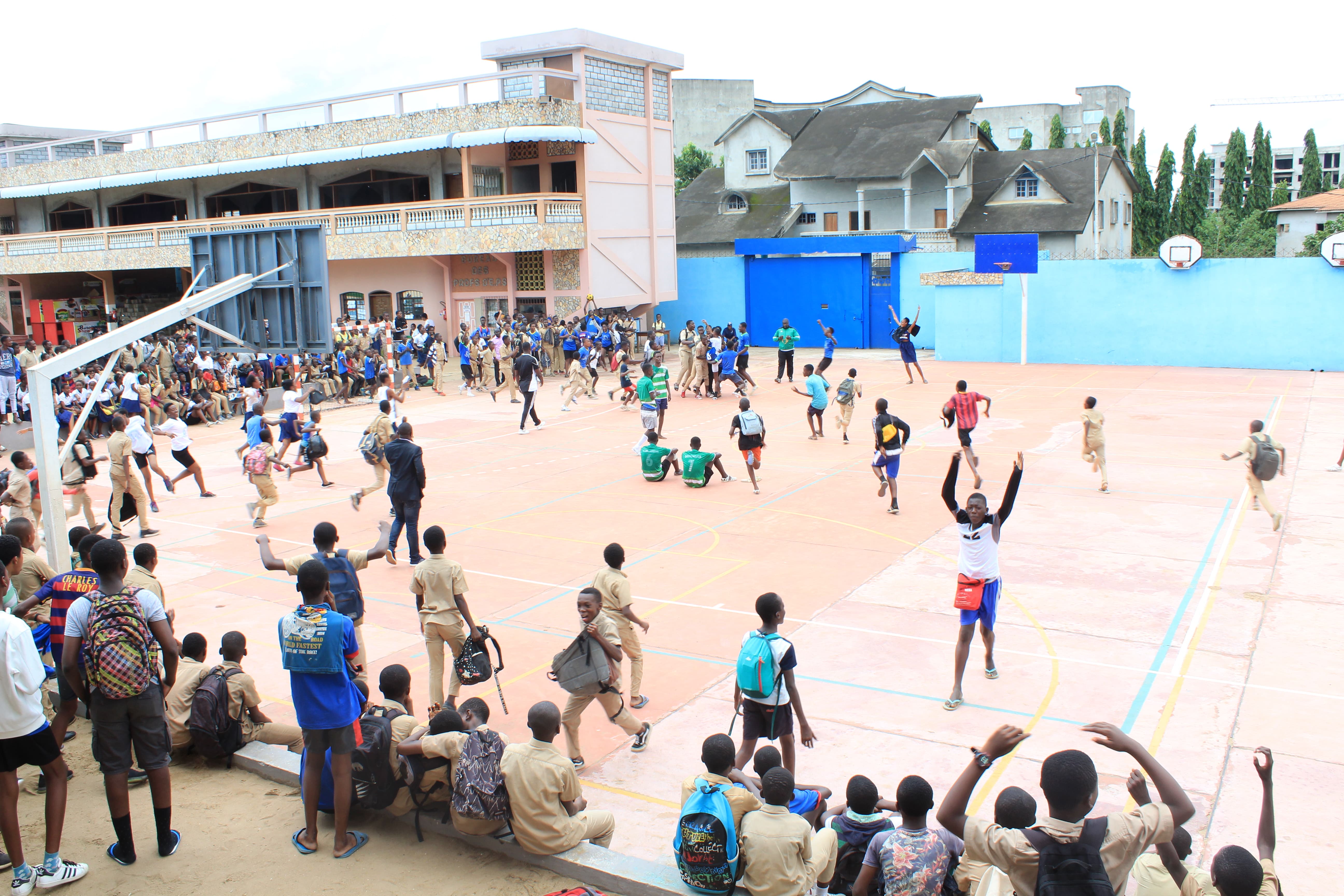 FESTIVITES DE FIN D'ANNEE AU GROUPE SCOLAIRE LAVOISIER