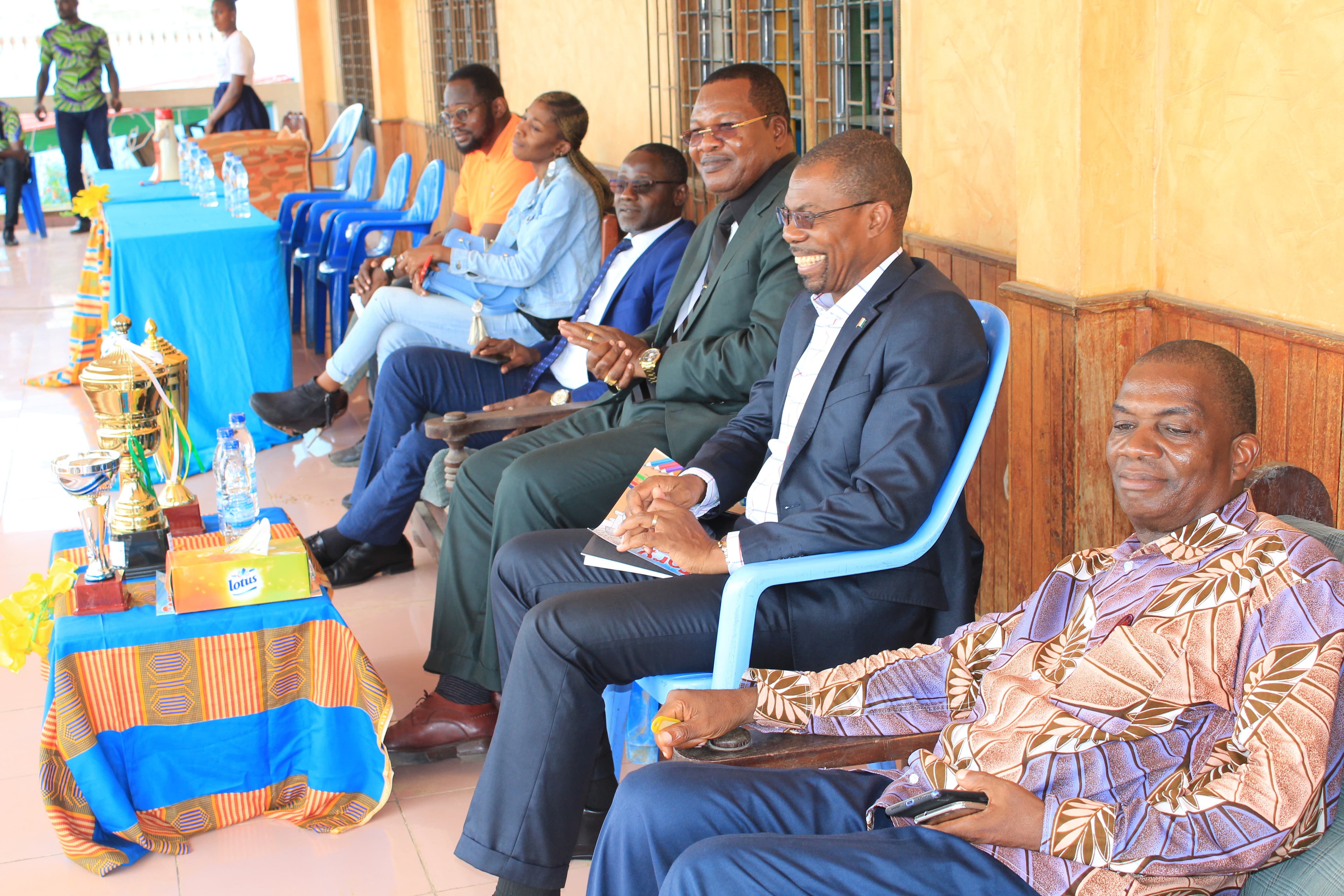 FESTIVITES DE FIN D'ANNEE AU GROUPE SCOLAIRE LAVOISIER